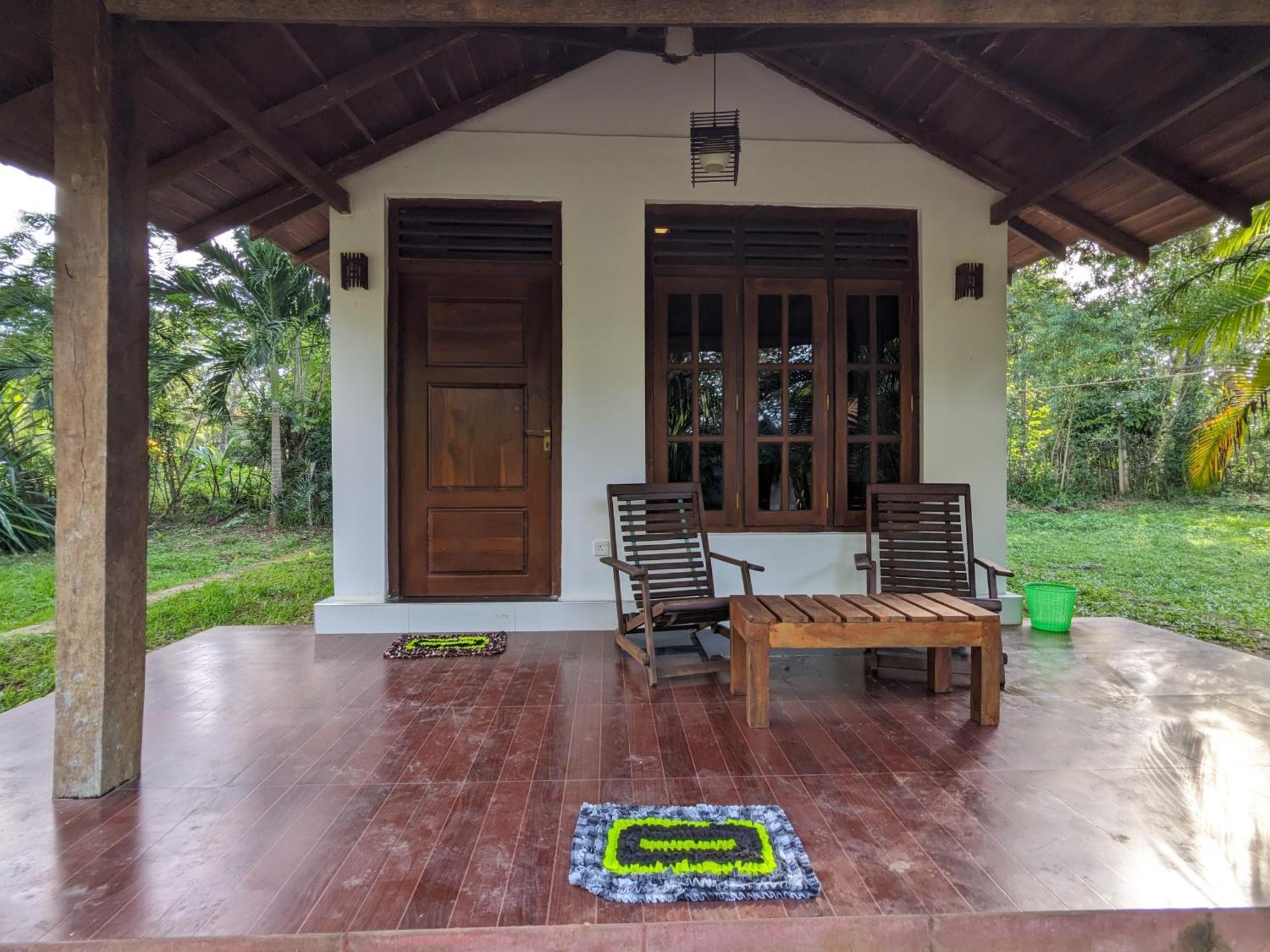 Silent Cabana And Restaurant Marakolliya, Tangalle Exteriör bild