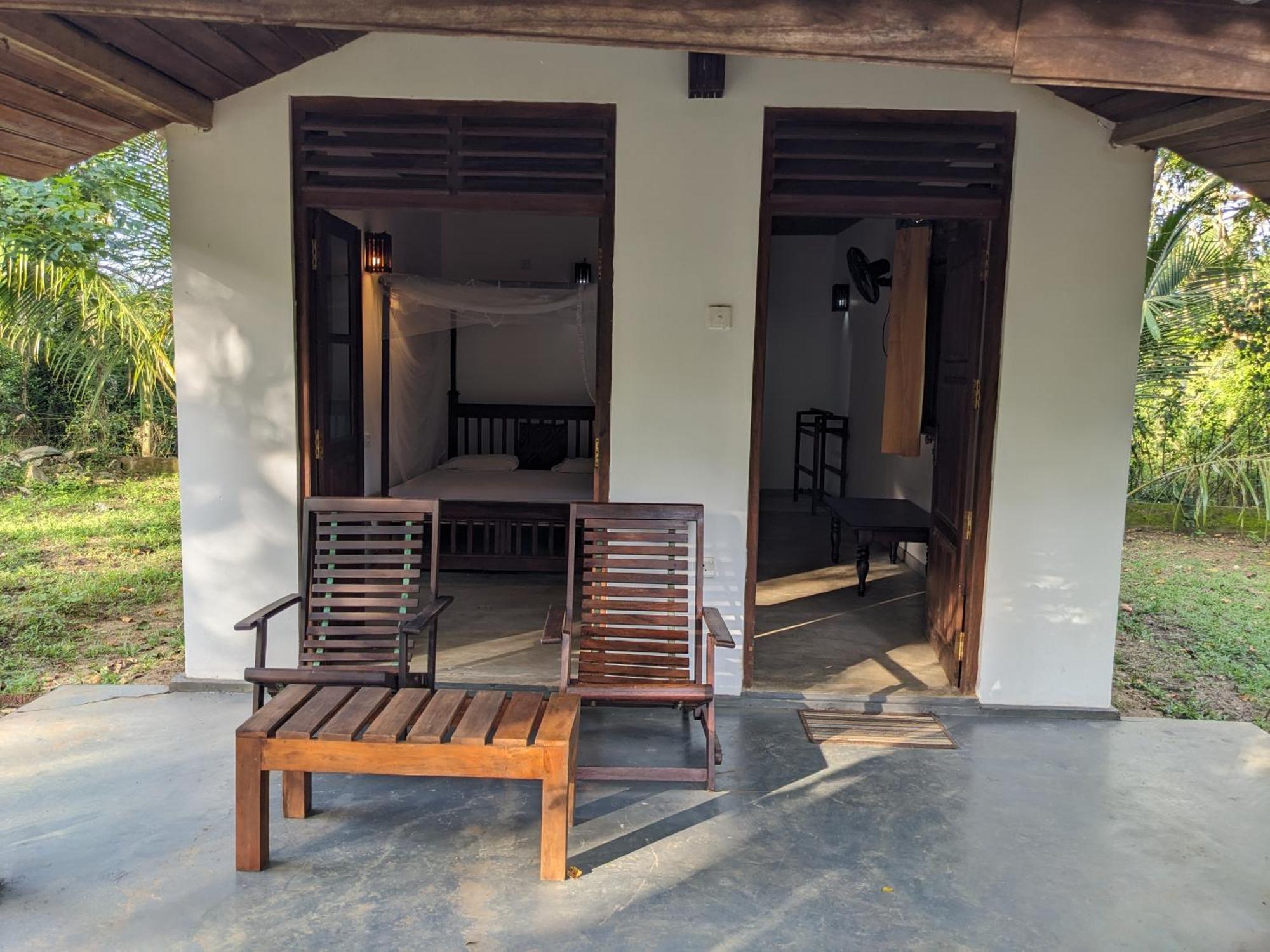 Silent Cabana And Restaurant Marakolliya, Tangalle Exteriör bild
